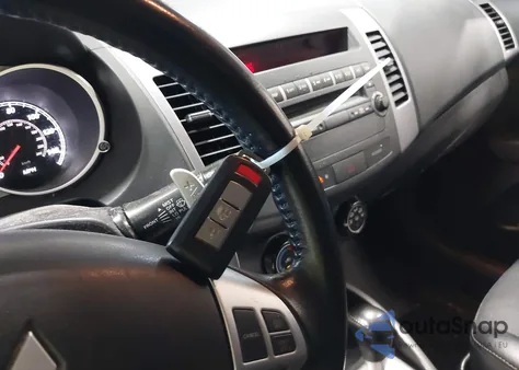 2012 Mitsubishi Outlander Se z USA, uszkodzony, nr VIN JA4JT3AW3CU025207